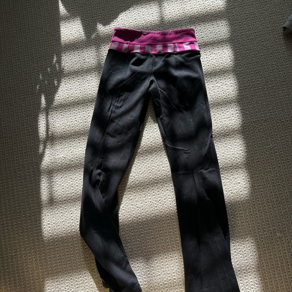 Reversible lulu lemon yoga pants